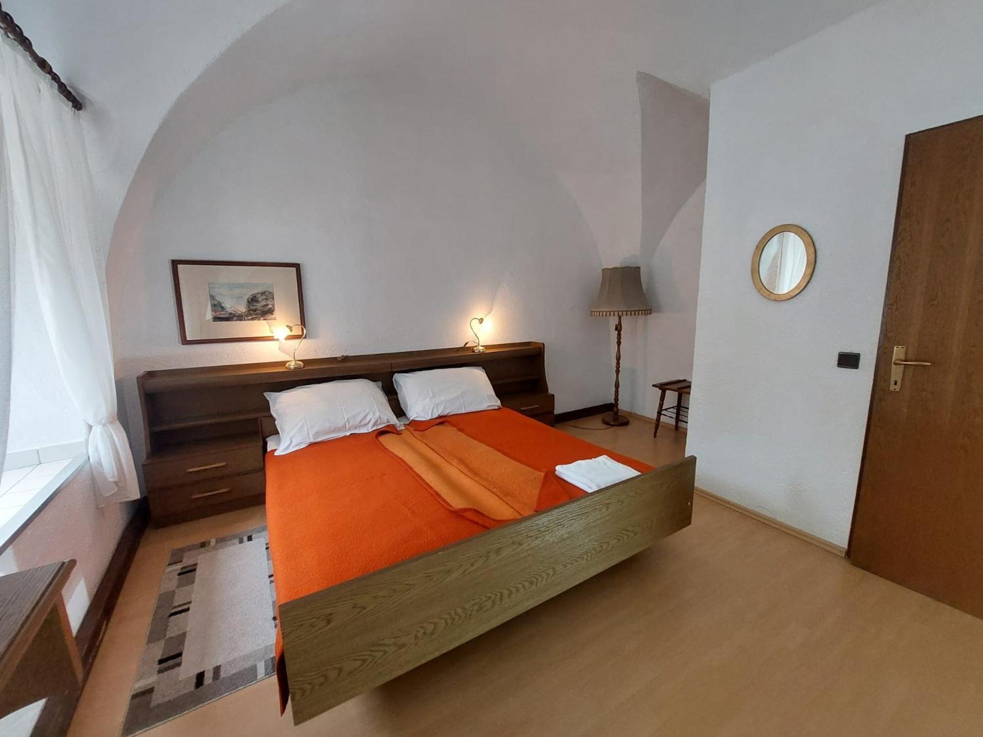 Gasthof Zur Post Eisenerz Bagian luar foto